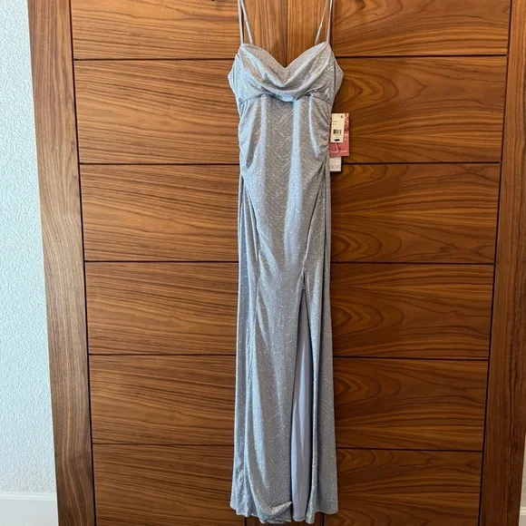 NWT Emerald Sundae Juniors' Silver Glitter Draped Front Prom Dress - Sz M - Picture 2 of 7